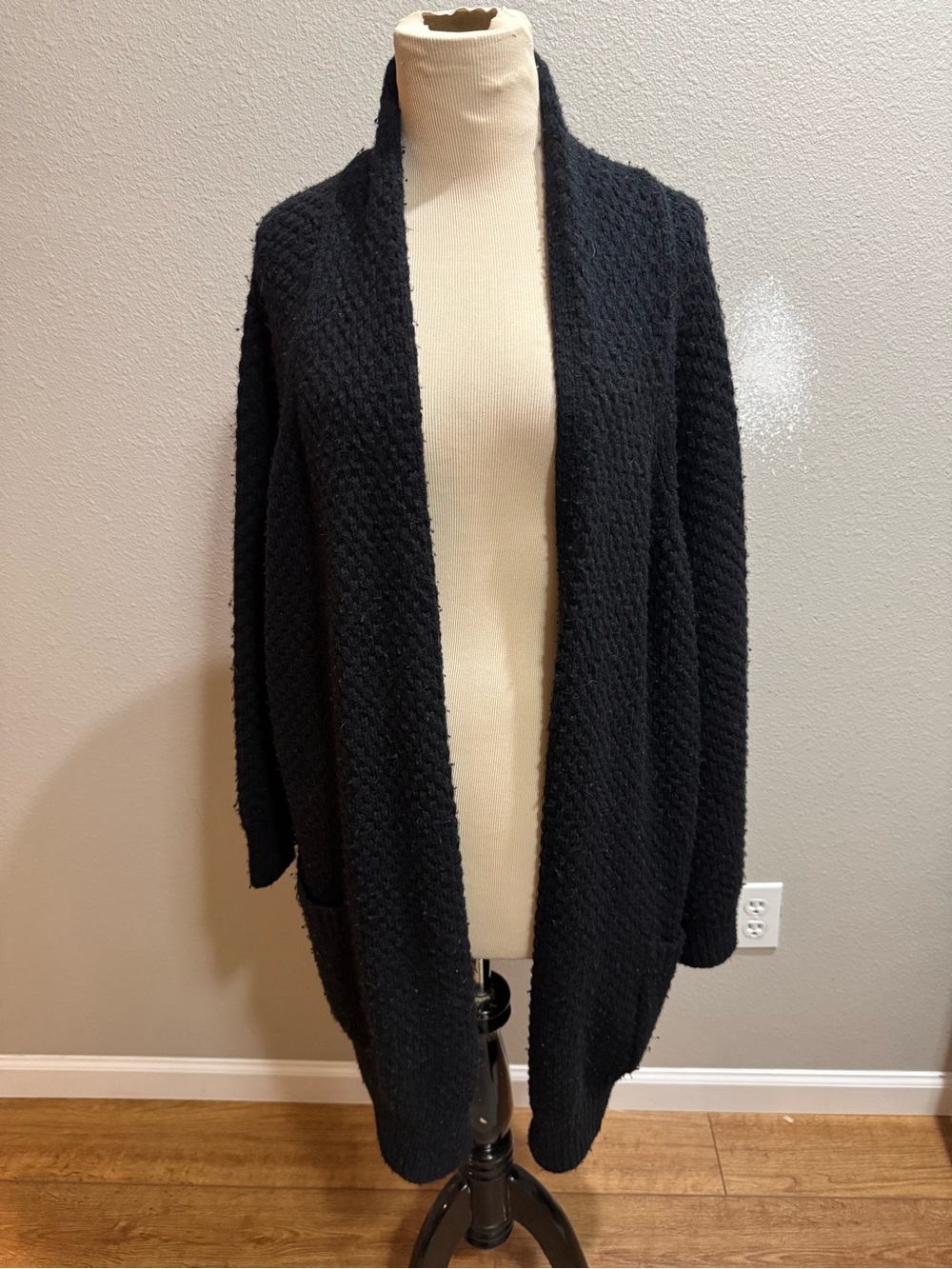 Vince long Black Wool cashmere, open Front Cardigan Large